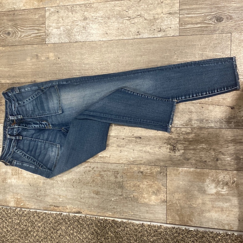 Size 4 High Waisted American Eagle Jeans